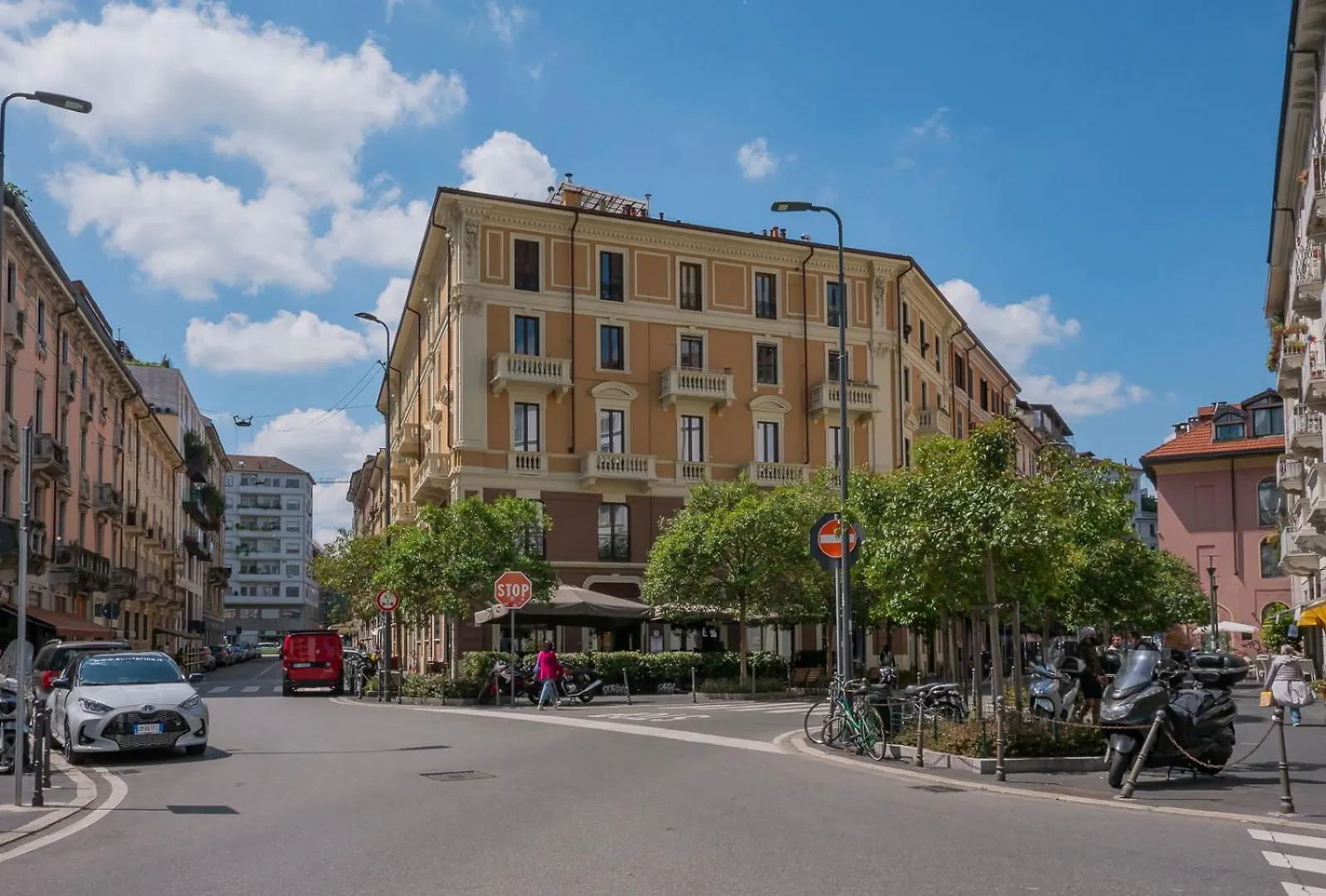 Apartment Youhosty - Porta Romana M3 Milan