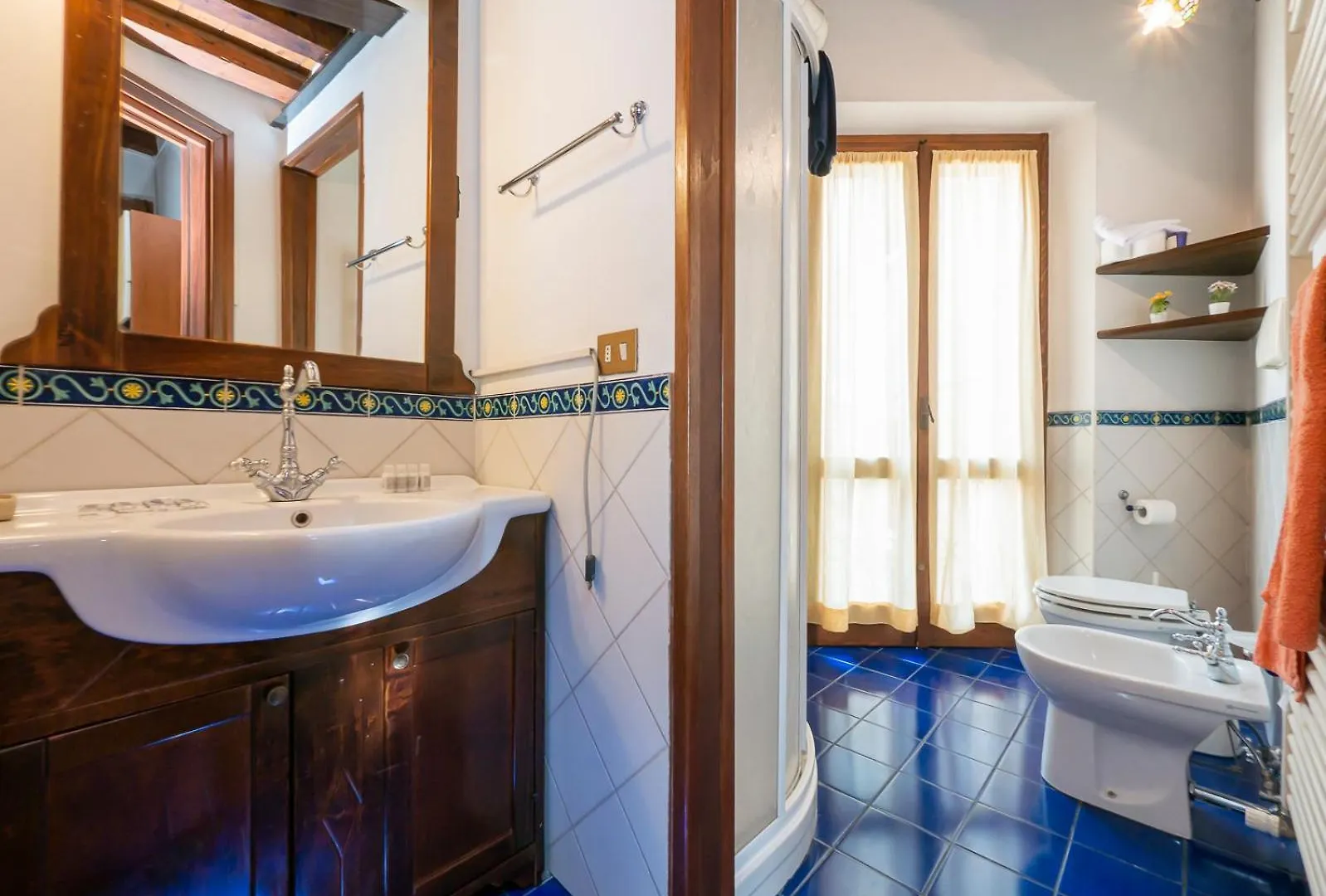 Apartment Youhosty - Porta Romana M3 Milan Italy